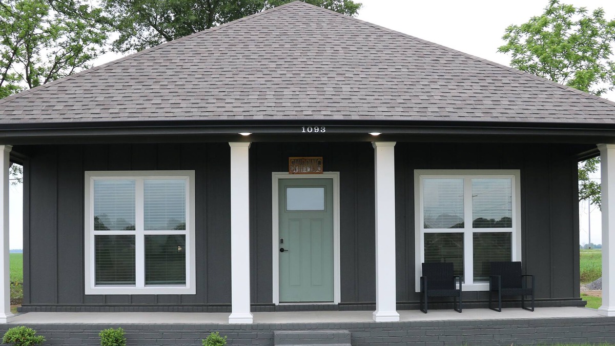Osceola House | Shipping, Steel Bend Guest Houses: Shipping