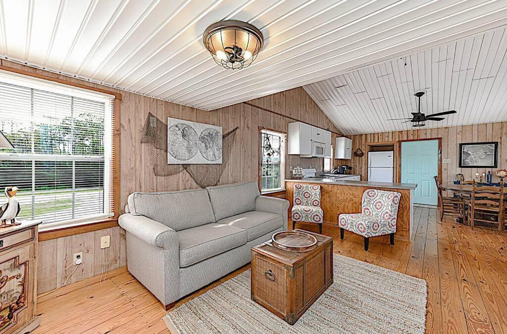 Sealevel House | Shipwrecked Shack Waterfront House Boat on Land