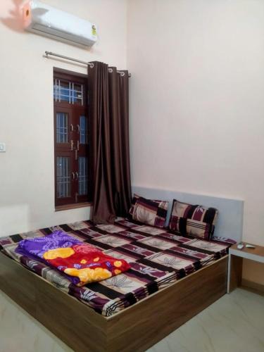 Shri Madhopur House | Shiv Shakti Palace