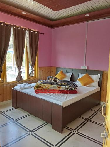 Tosh House | Shivaay guest house
