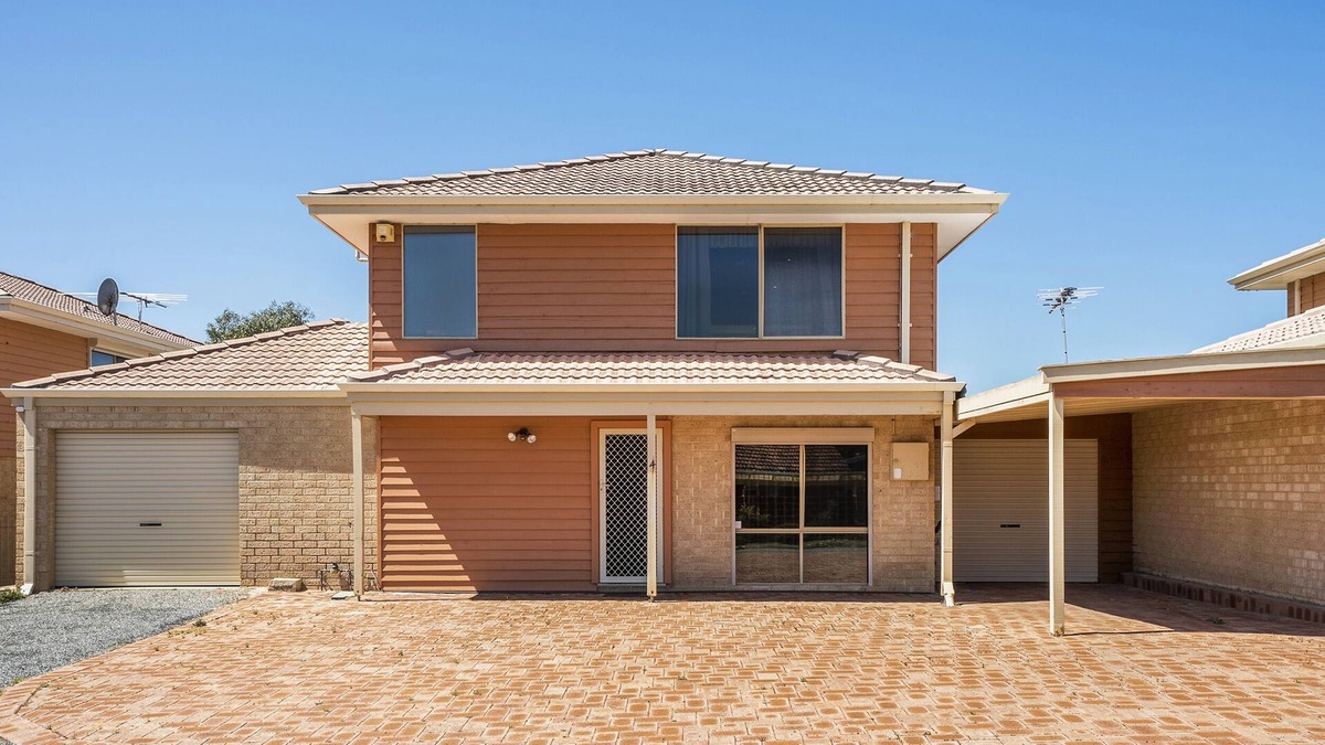 Guilderton House | Shore beats Work - Eleavated Views