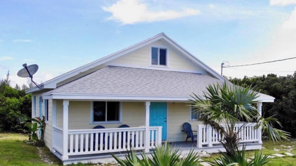 Rainbow Bay House | Shore T’ing