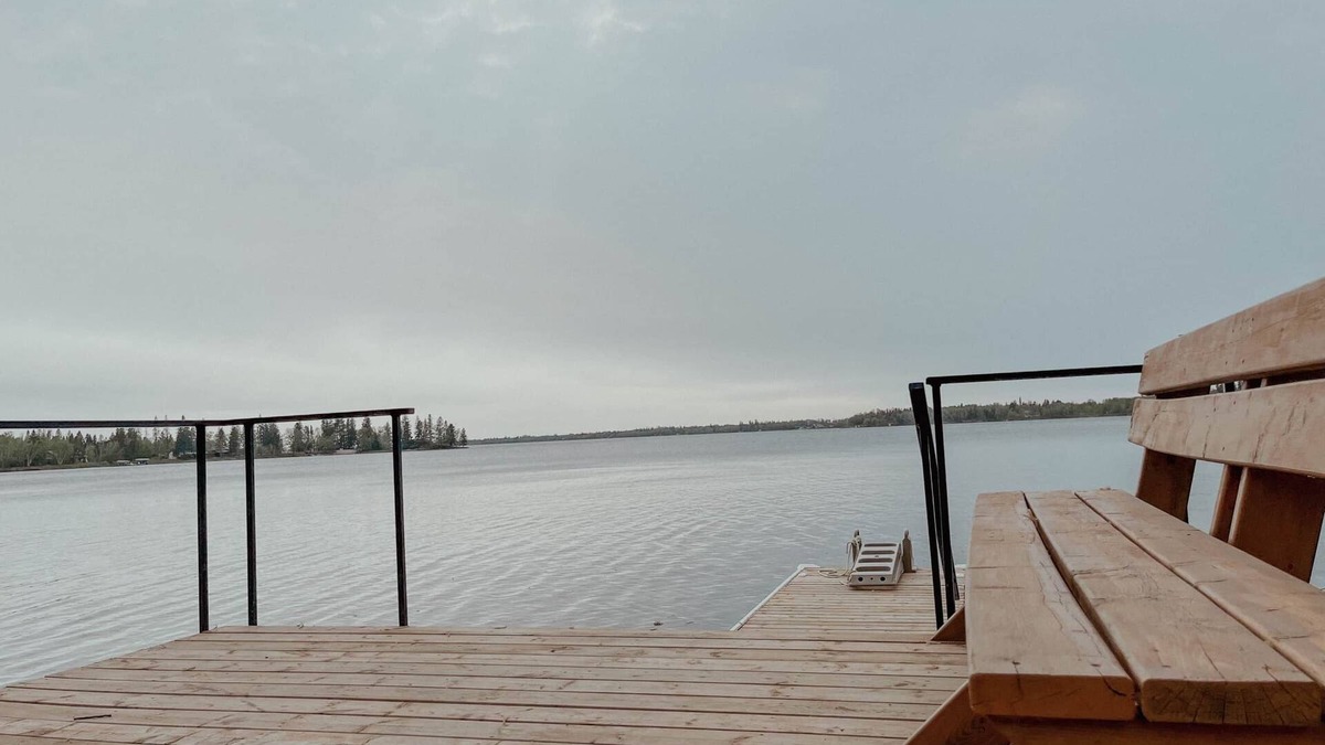 Lac du Bonnet House | Shorecrest Cabin LBD