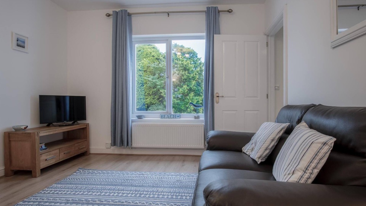 Lydstep Apartment | Shorelands - 1 Bedroom Apartment - Manorbier