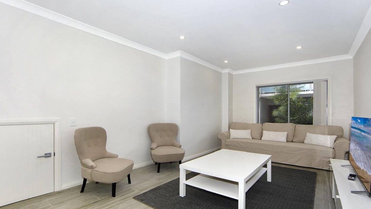 Booker Bay Apartment | SHORELINE RETREAT BOOKER BAY