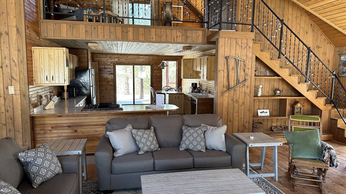 Wetmore Cabin | Short Drive to Trails, Secluded in the Hiawatha National Forest