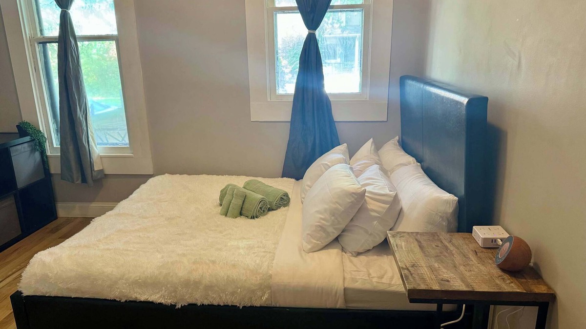 Victorian Village House | Short North - Prime Location - Free Parking