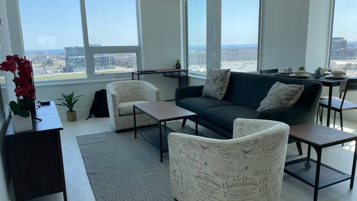 Oakville Apartment | Short term, fully furnished, very bright and clean, good view, bus service