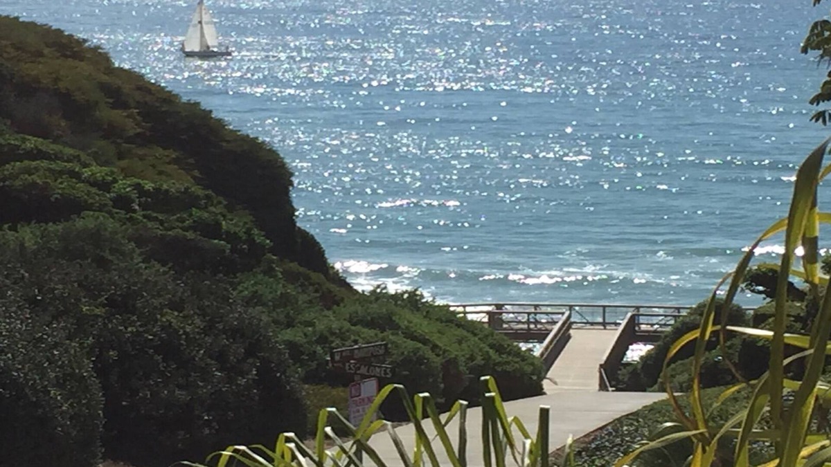 San Clemente Condo | Short Walk To Everything - Peek-a-Boo Ocean View - BBQ
