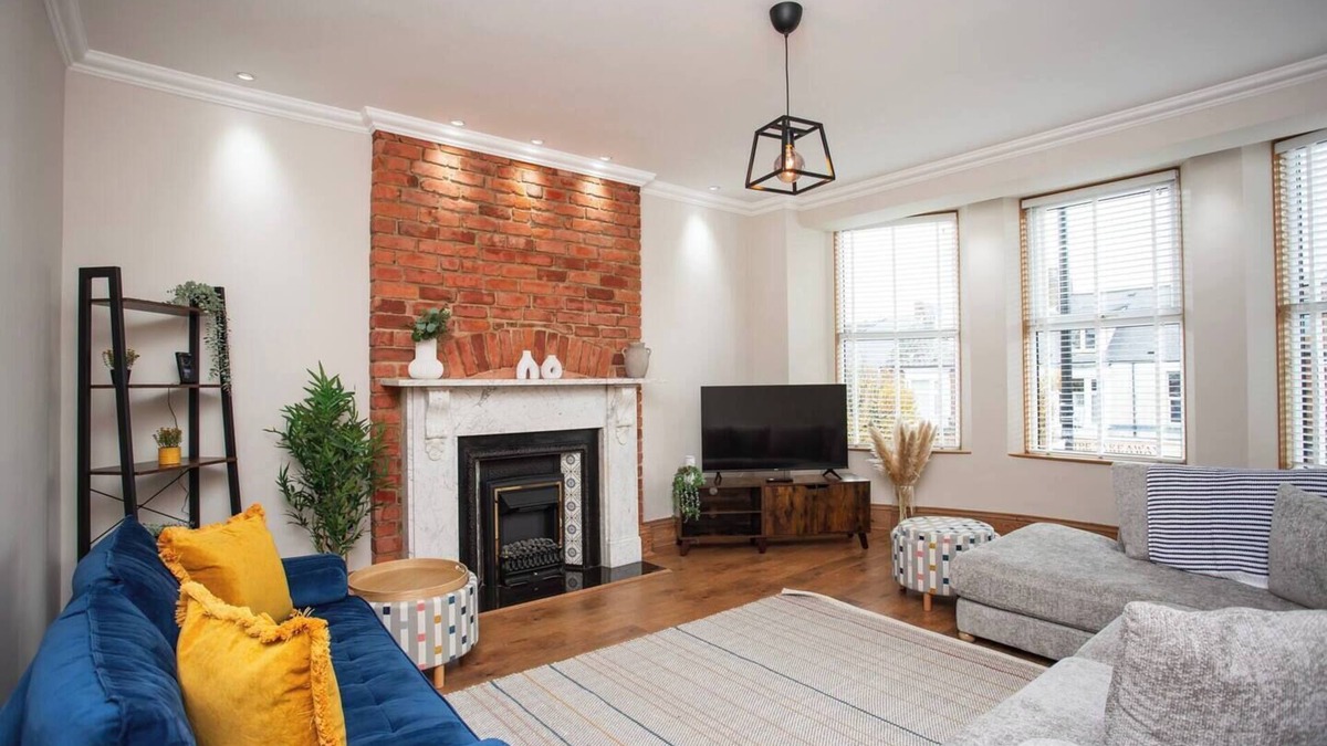 South Shields Apartment | Short walk to Ocean beach front
