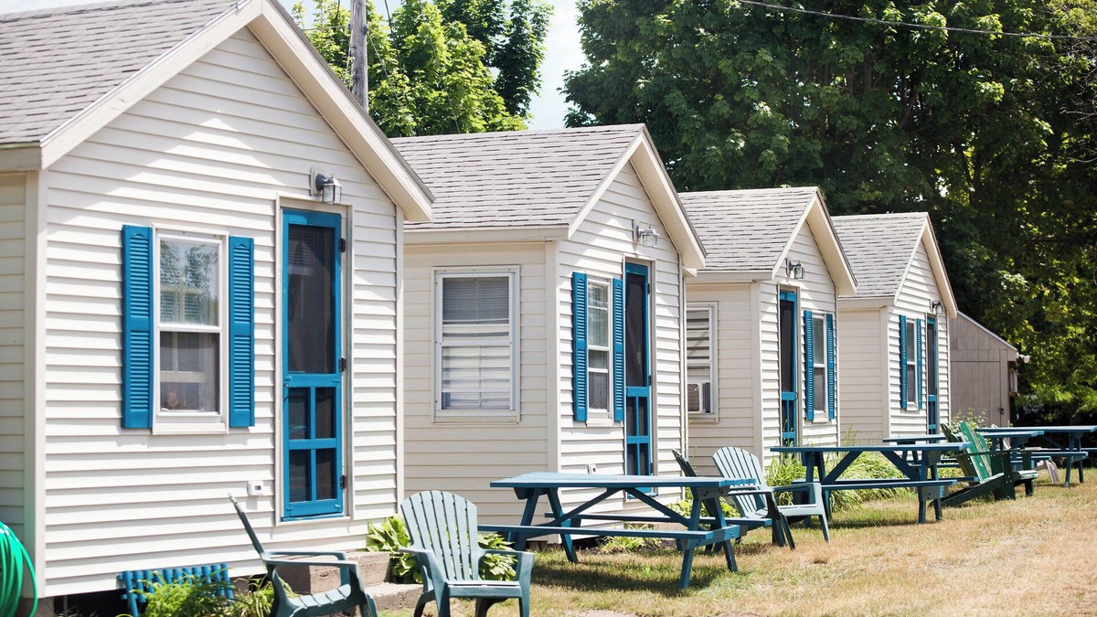 York Beach Cottage | Short walk to Short Sands & Long Sands Beaches! Affordable vacation in York! #6