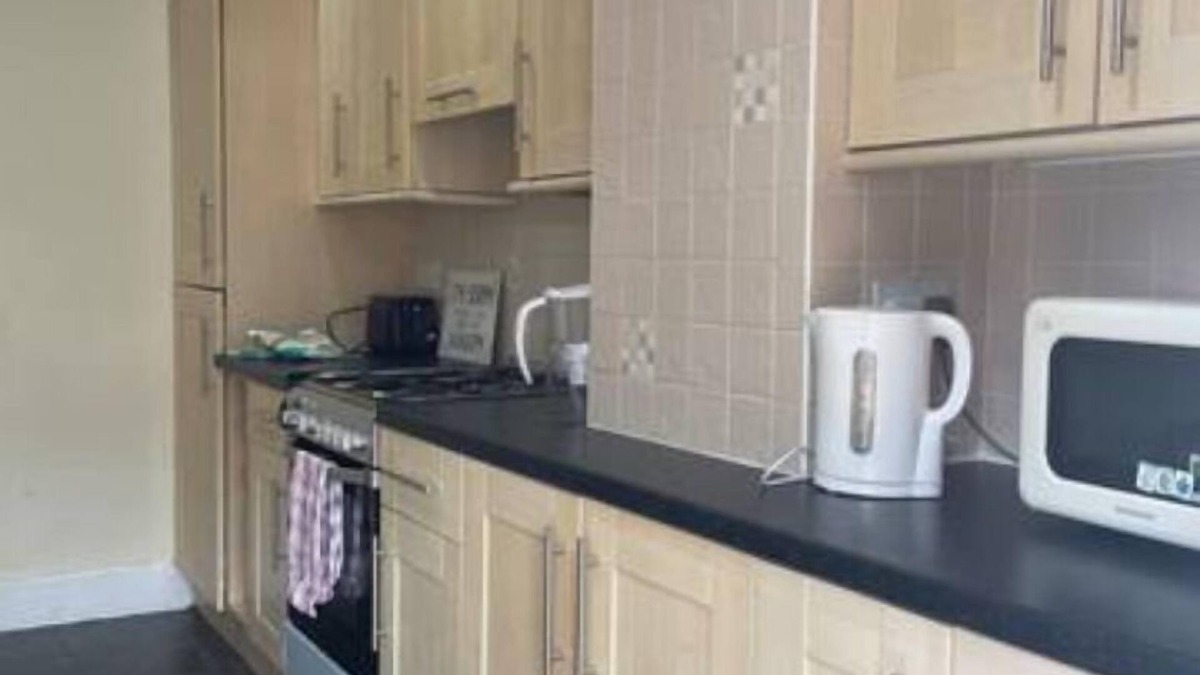 Mayfield House | Shortlet Express 3bed,2 baths,12 mins to Stratford