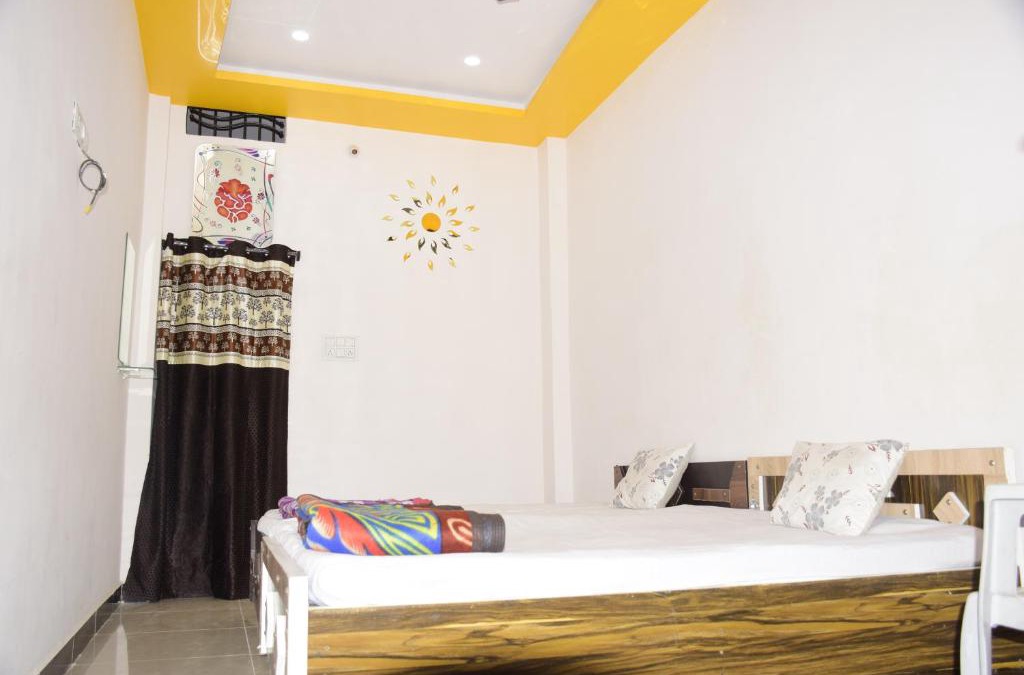 Ujjain House | Shree Gurudham Homestay