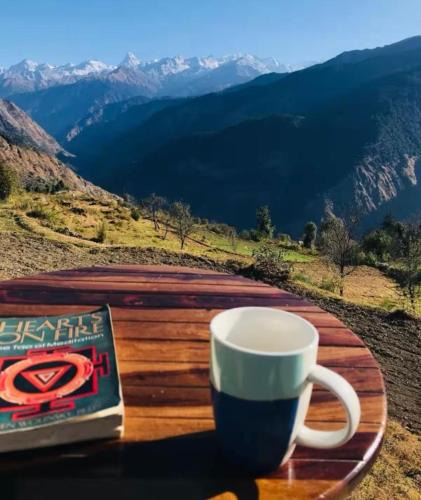 Khagaria Hotel | Shree Ram Cottage, Manali - 1,2,3 Bedroom Luxury Cottages Available