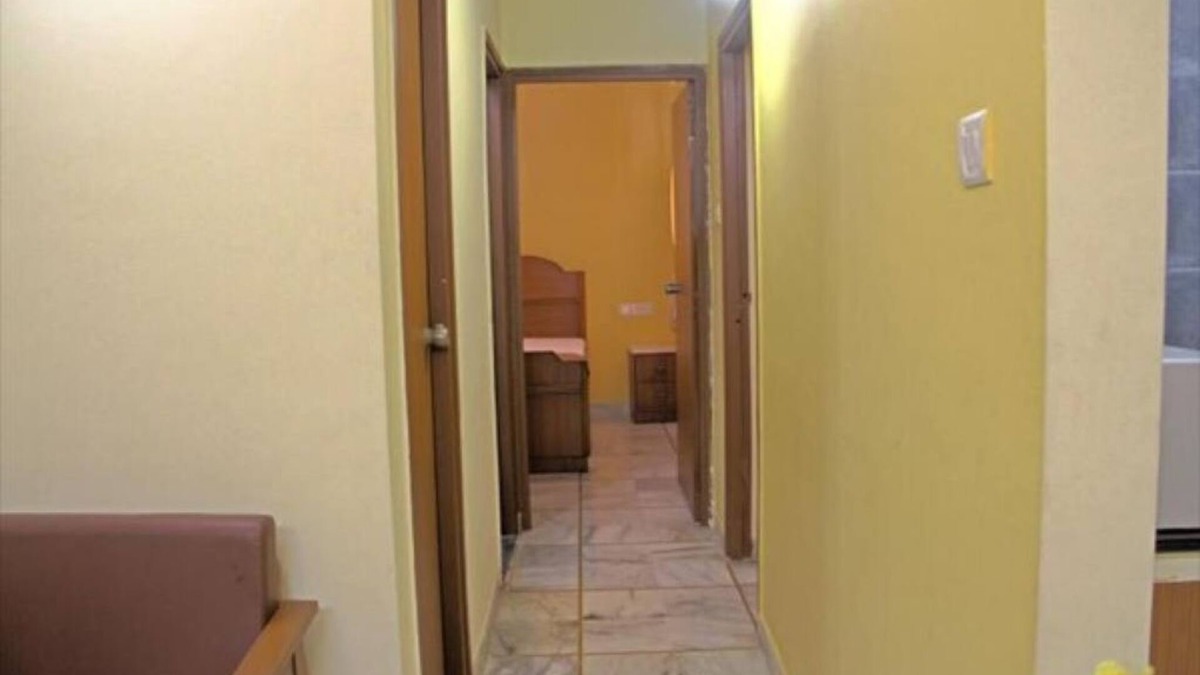 Vadodara Apartment | Shreeji Service Apartment 3-star hotel located in the heart of Vadodara,
