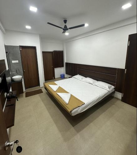 Kolhapur Hotel | Shreetej Executive