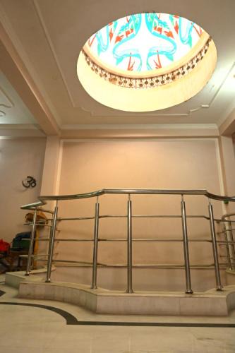 Ghaziabad Apartment | Shri Homestay