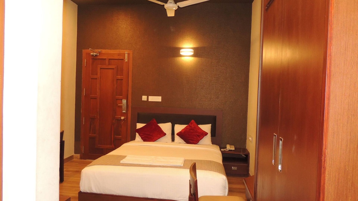 Kanyakumari Hotel | Shri Padham Heritage