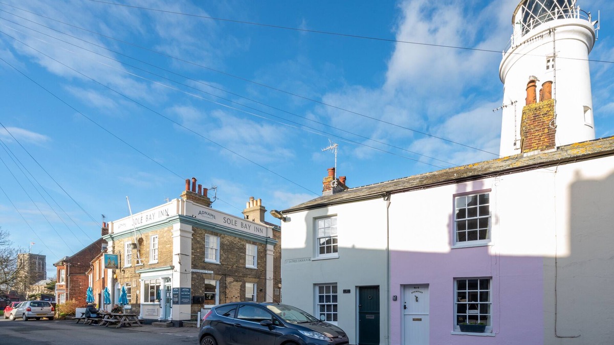 Southwold House | Shrimpers - Two Bedroom House, Sleeps 4
