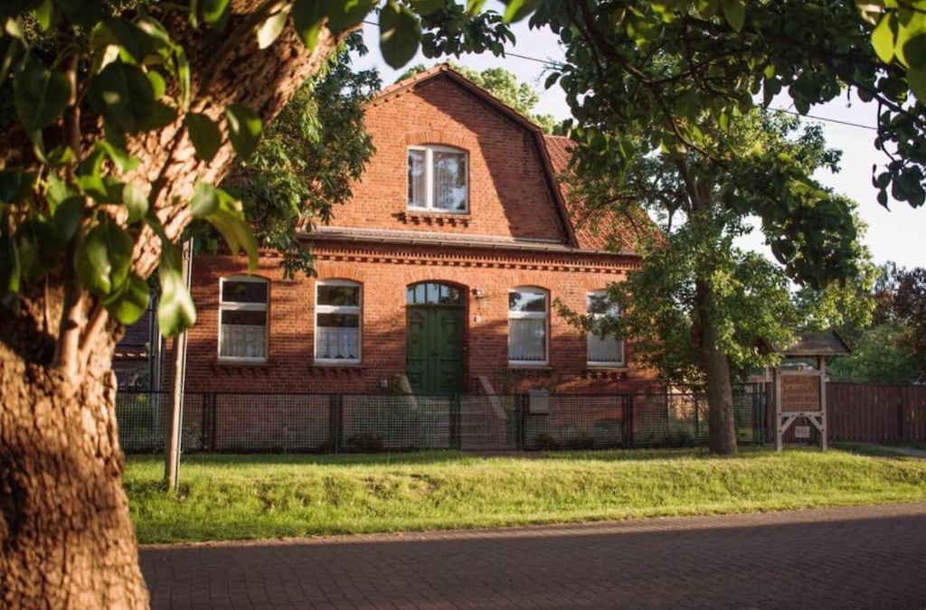 Plattenburg House | Shropshire House
