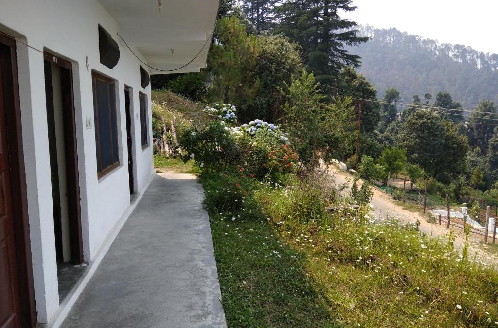 Kausani House | Shubham Home Stay