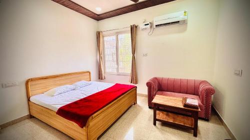 Mirzapur Hotel | Shubhanjali Palace
