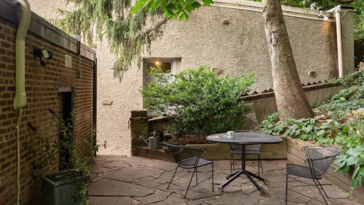 Manayunk Cottage | Shurs Lane Cottage, EV Charging, Free Parking, in the heart of Manayunk