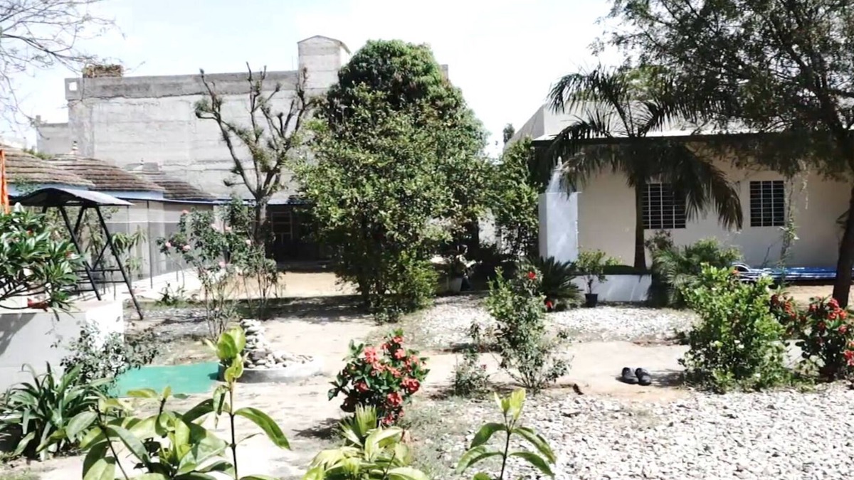 Shri Madhopur House | Shyam Luxurious Huts & Guest House