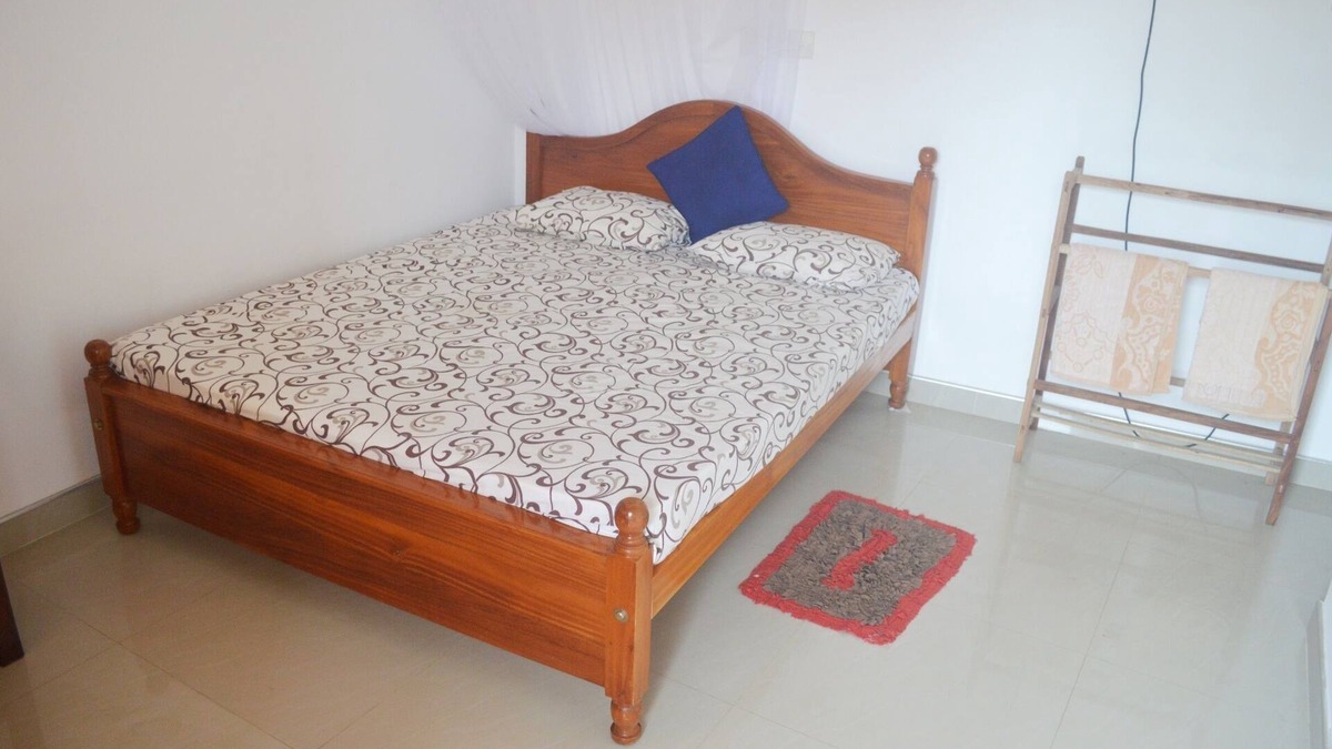 Patuwatha House | Shyni Tourist Guesthouse