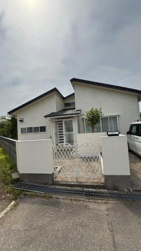 Kaga House | SIBARIAN White House