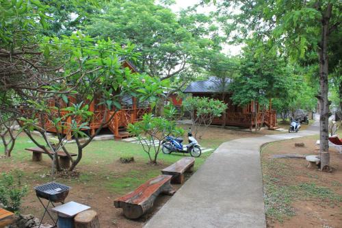 Ko Sichang House | Sichang My home