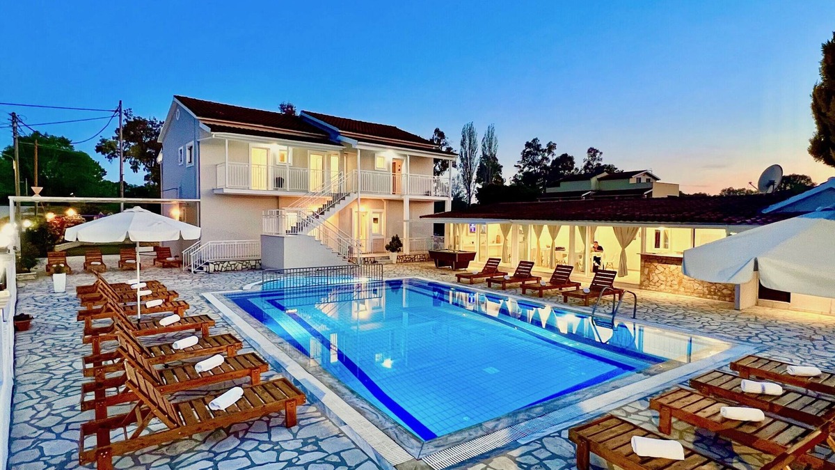 Sidari Villa | Sidari Beach Villa with private pool