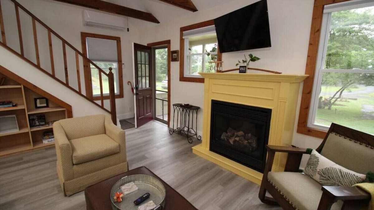 Hurleyville House | Side by Side Agrihood Bungalows