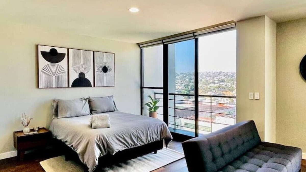 Avenida Revolucion Apartment | SIE7E by Cosmopolitan Tijuana