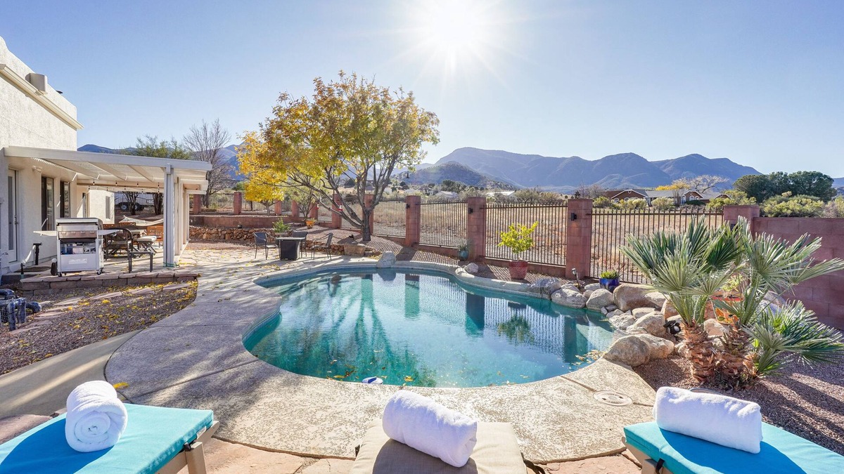 Sierra Vista Southeast House | Sierra Vista Home w/Private Pool & Game Room