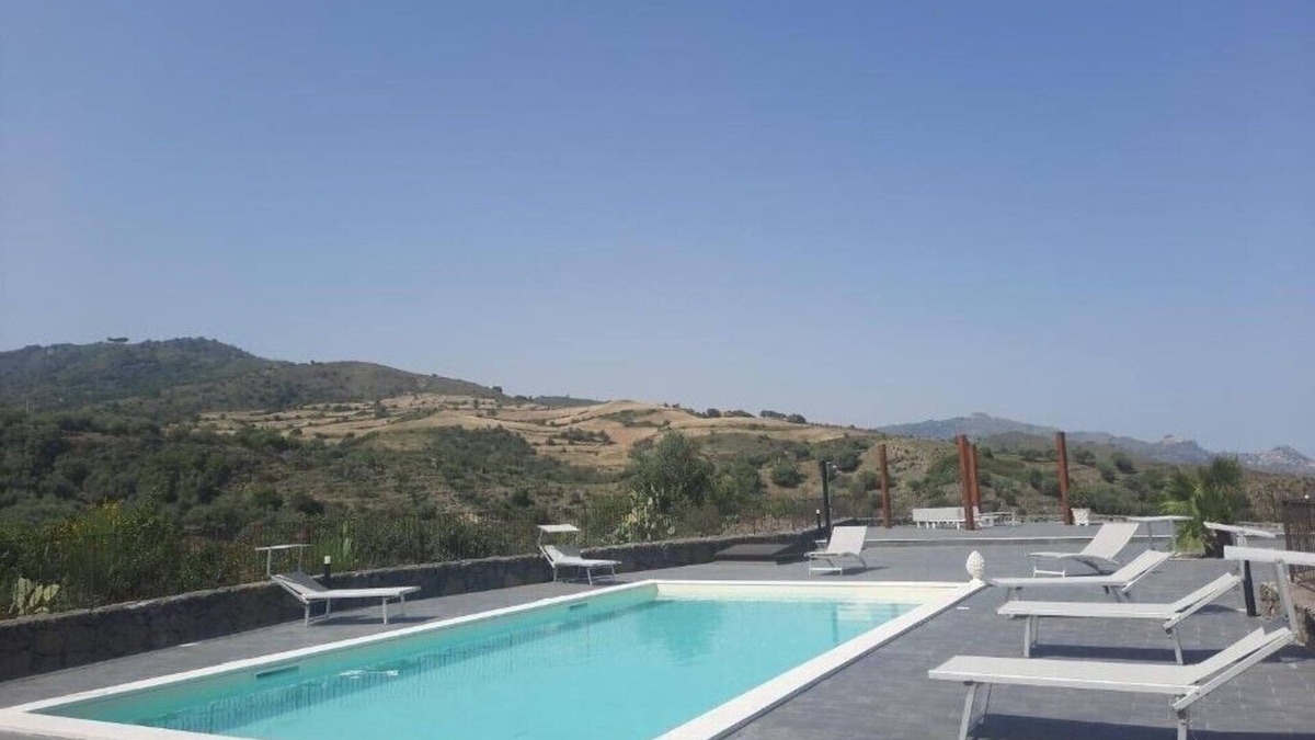 Piedimonte Etneo Apartment | Siesi Flat and pool