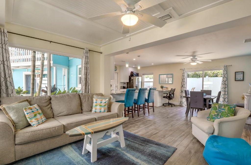 Siesta Key Village Apartment | Siesta Key Dream Inn Vacation Rental Near Village!