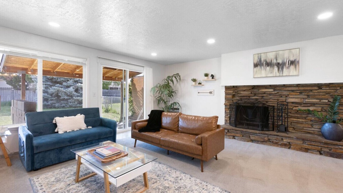 West Valley House | Siesta Sunset in Central Boise