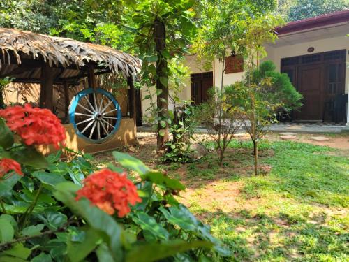 Inamaluwa Resort | Sigiriya White Moon Resort