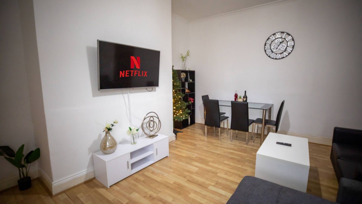 Wallsend Apartment | Sigmalife Apartment located in Wallsend Town Centre, near all local amenities.