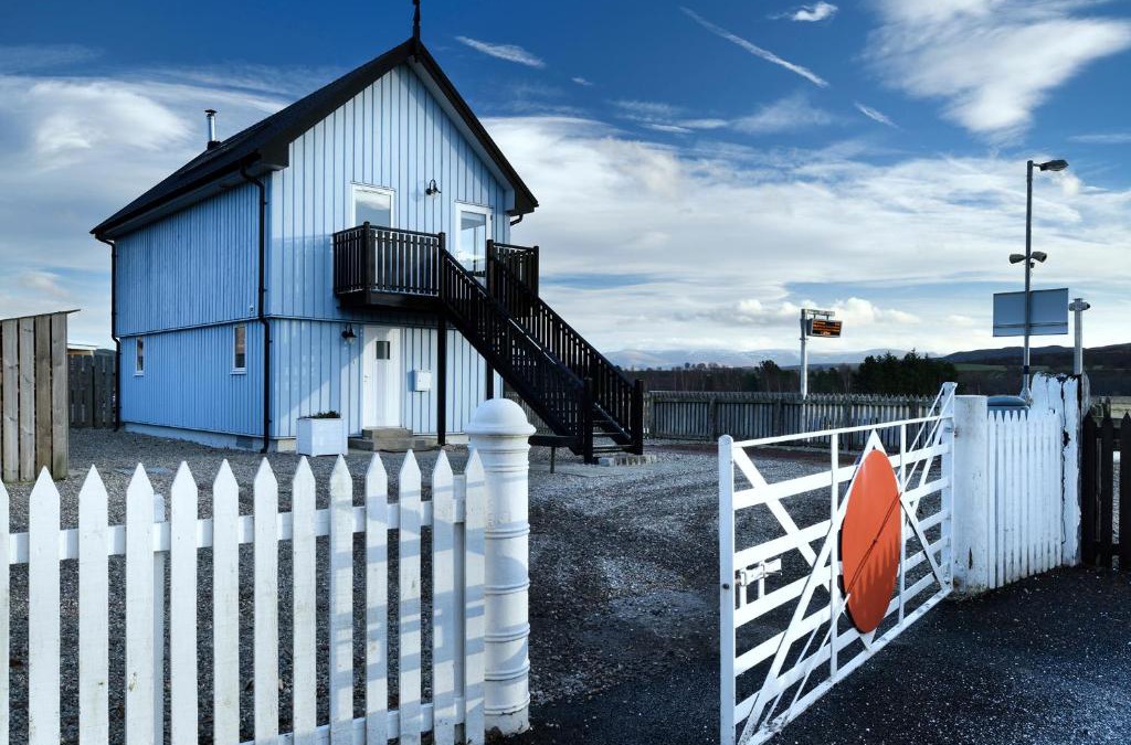 Newtonmore House | Signal Box