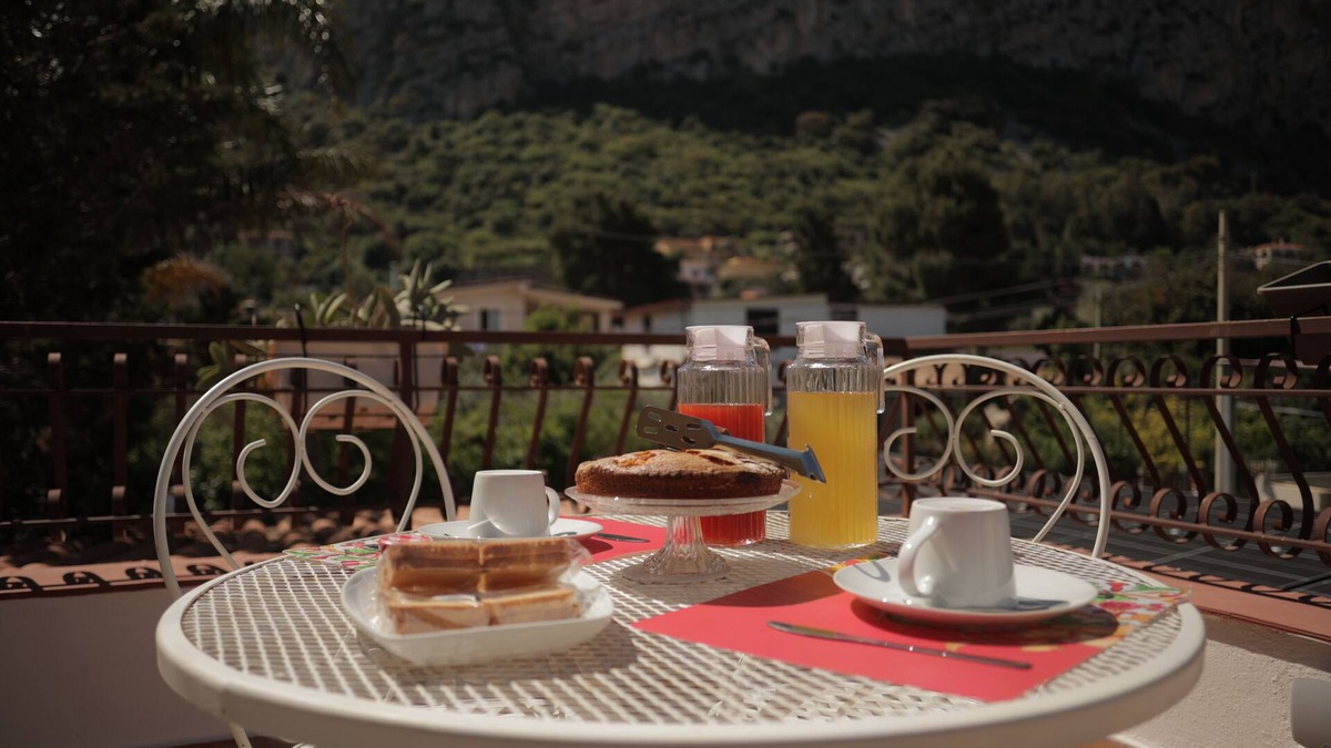 Carini Bed & Breakfast | Sikelìa Bed & Breakfast