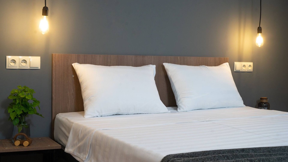 Chugureti Hotel | Silent Hill Hotel Superior Room