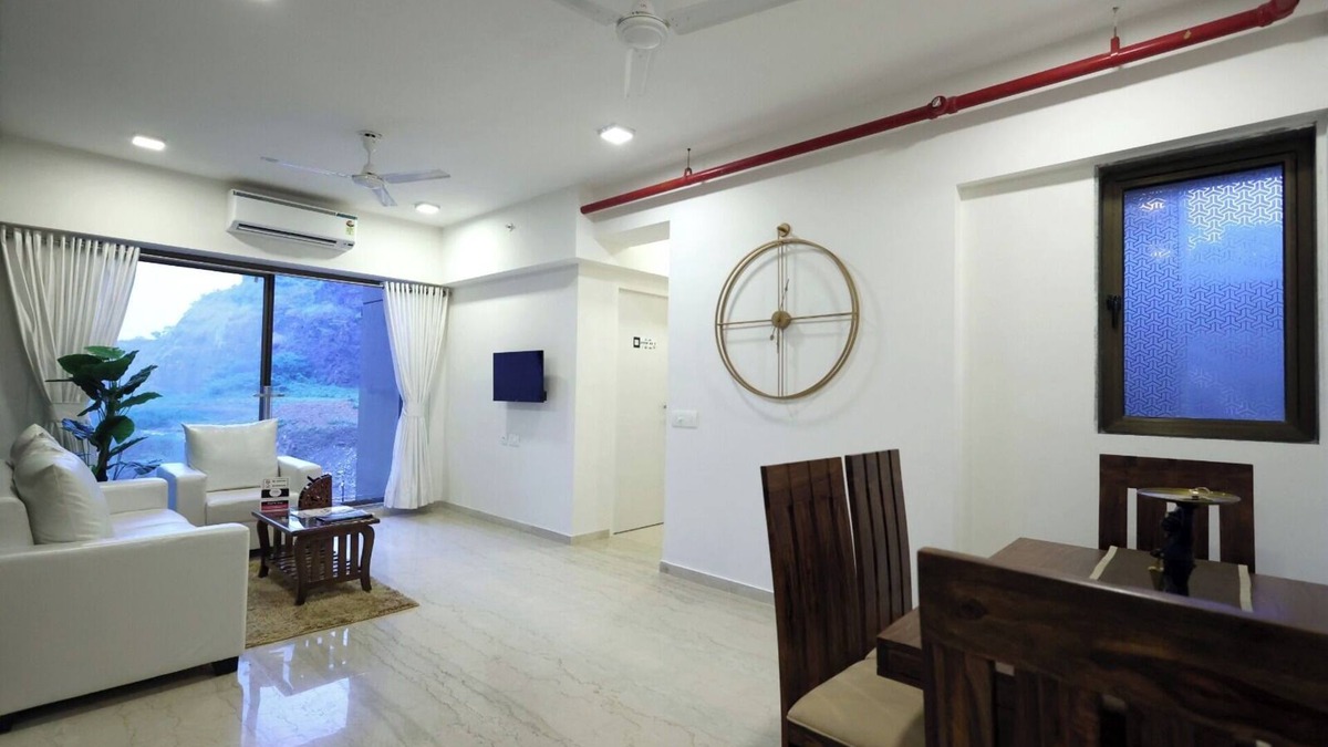 Vikhroli West Apartment | Silicon Suite 3 BHK Luxury Stay In Powai