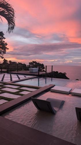 Parlatuvier House | Silk Cotton Cottages