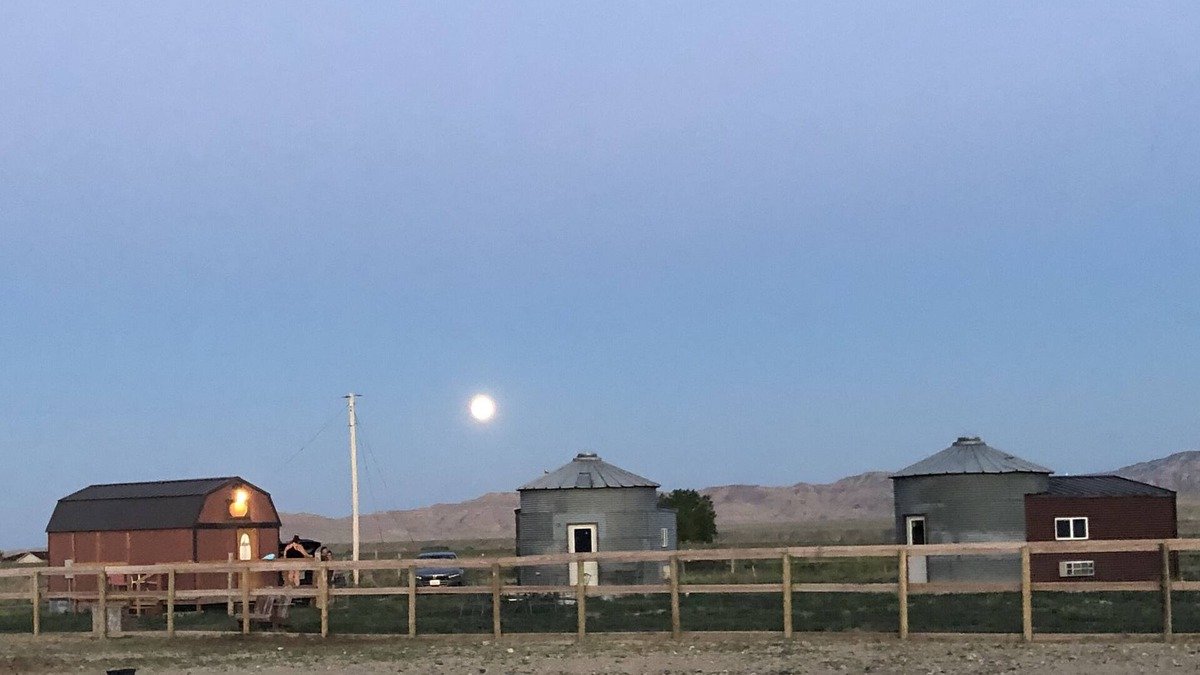 Ralston House | Silo Llamaste 2