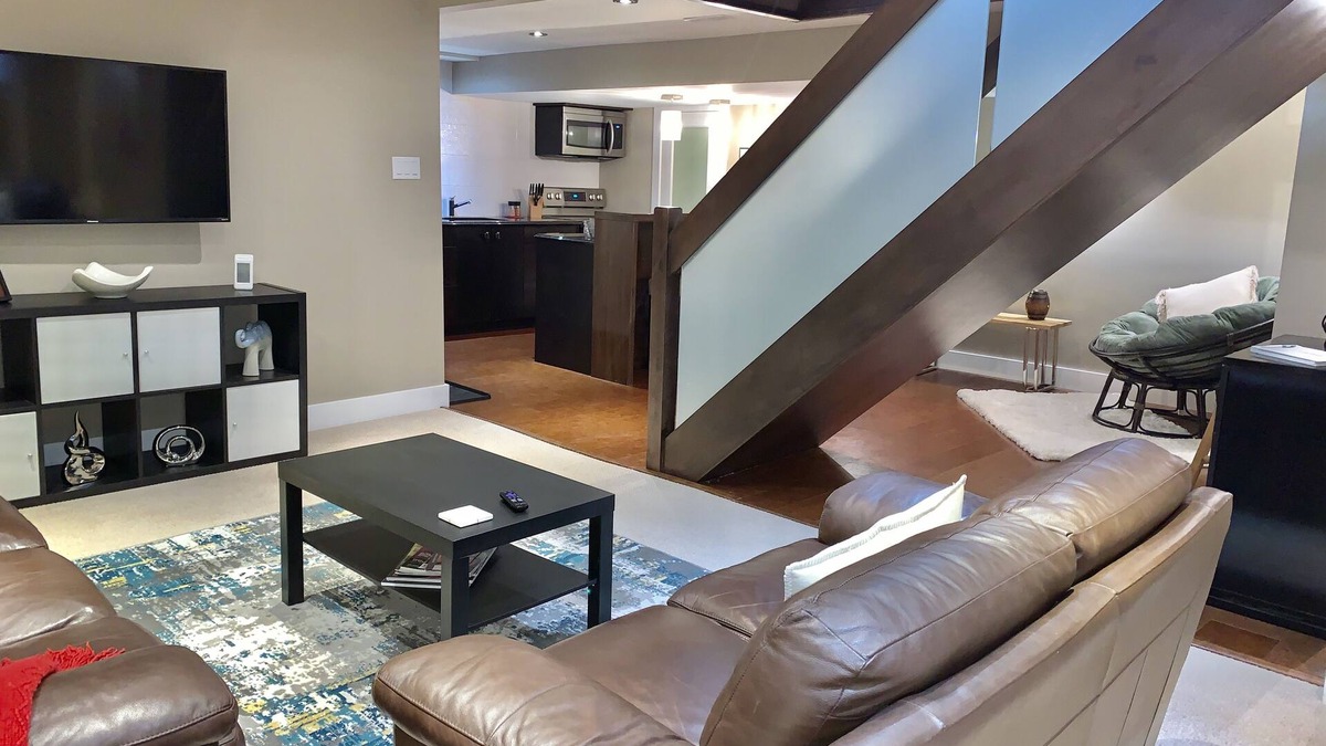 Cambridge Apartment | Silver Birch Suite - Professionally designed Guest Suite