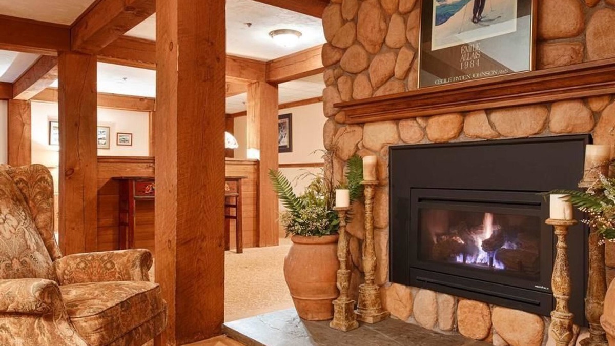 Waterville Valley Hotel | Silver Fox Inn