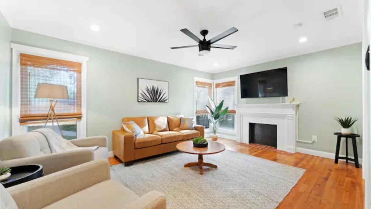 Tech Terrace House | Silver Haven Bungalow In Tech Terrace - Walk to JB Coffee!