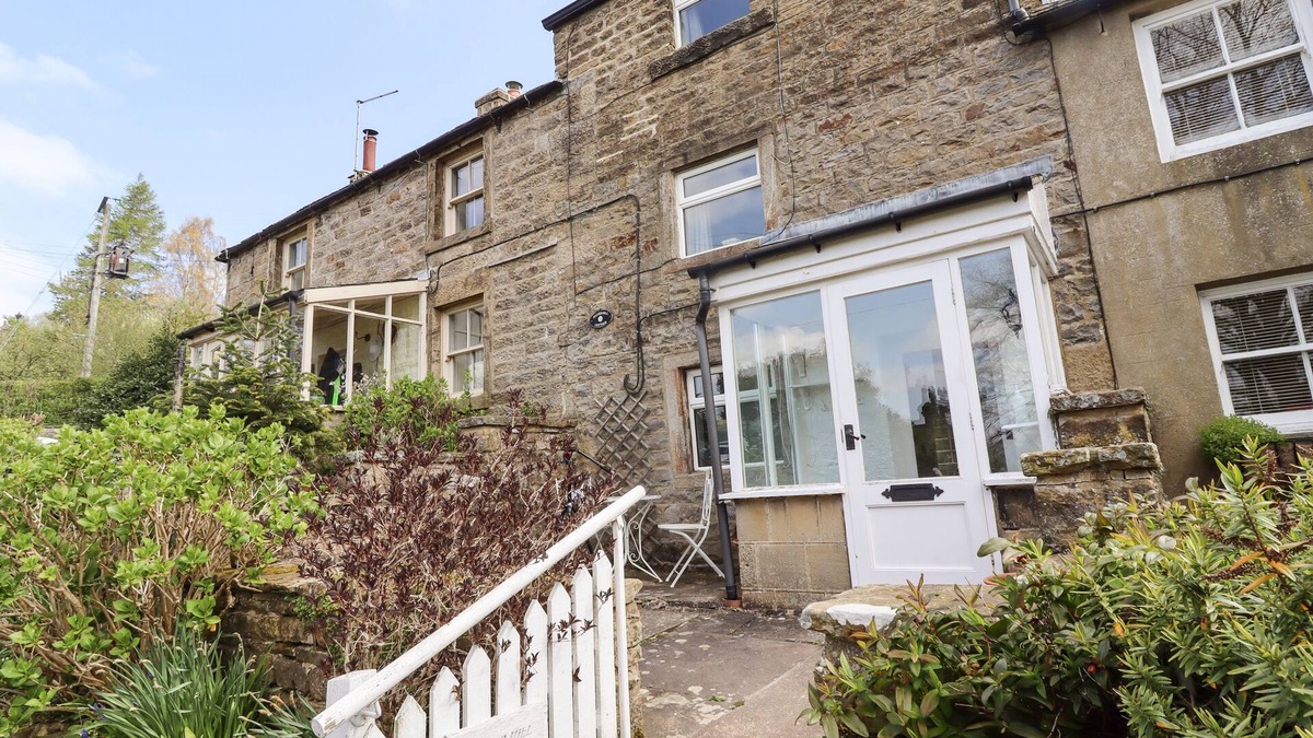 Lofthouse Cottage | SILVER HILL COTTAGE, character holiday cottage in Pateley Bridge